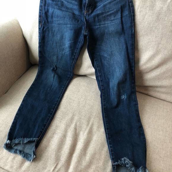 Dark Wash And Distressed Cropped Jeans w/ Fringe - Picture 2 of 6